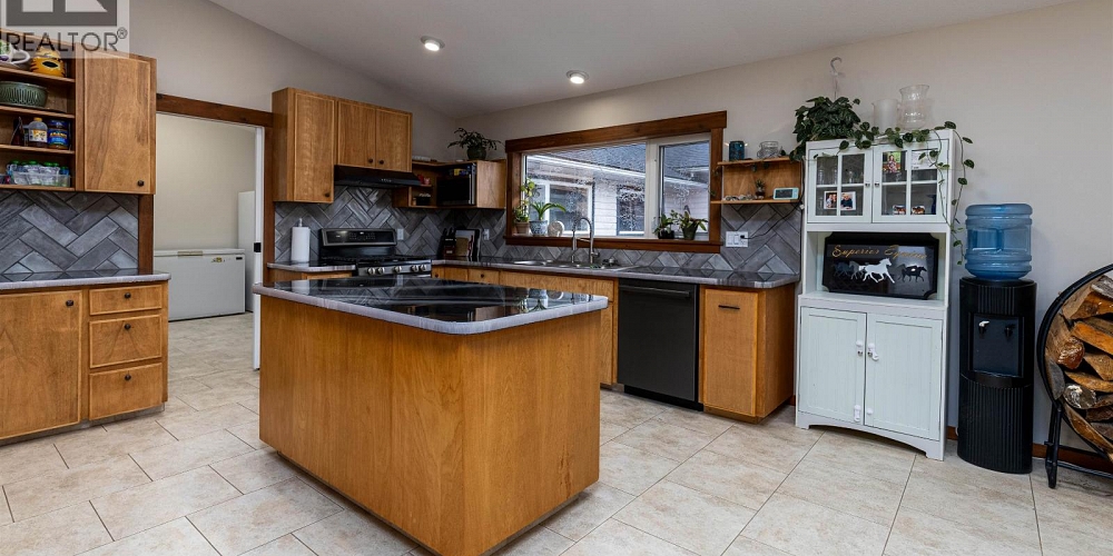 5134 SOUCIE AVENUE Terrace Photo 7 5134 SOUCIE AVENUE Terrace Photo 7